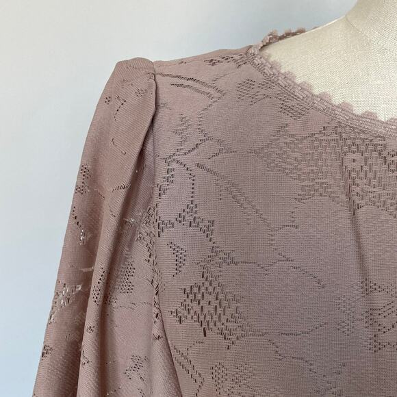 Vintage Lace Pleated Belted Dress - Picture 8 of 11